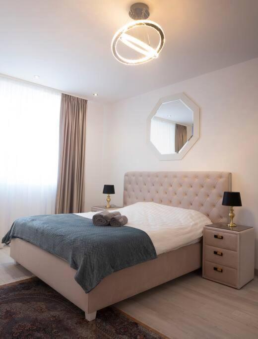 Luxury 2 Bedroom Apartment بوخارست المظهر الخارجي الصورة
